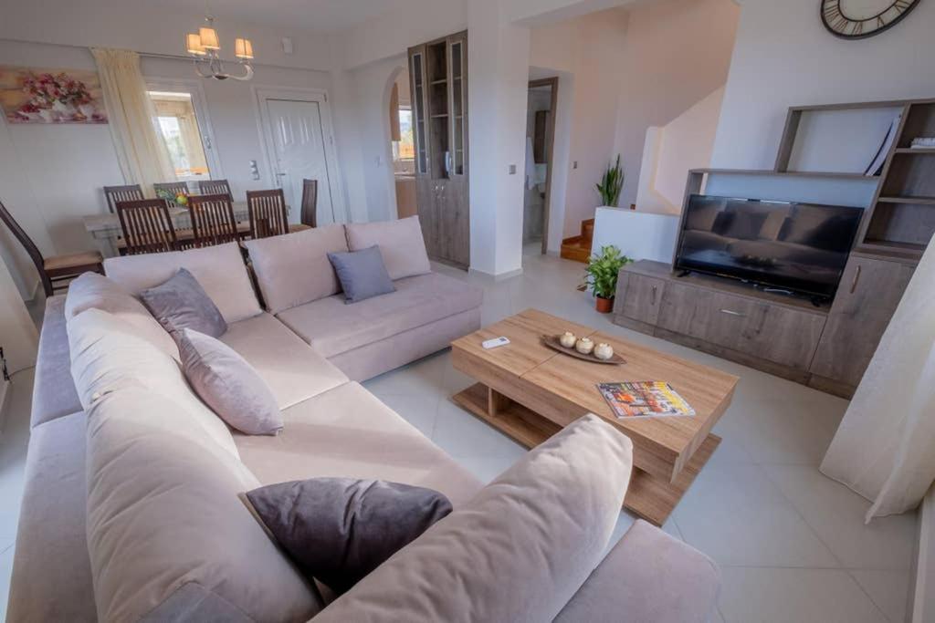 Prinos Oasis Twin Villas II ภายนอก รูปภาพ